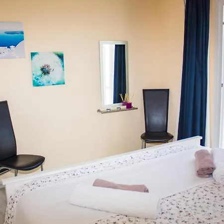 Puerto Marina Luxury With Sea Views Apartamento *