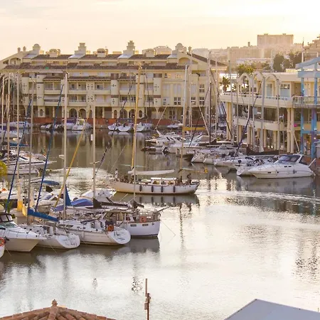 Puerto Marina Luxury With Sea Views Apartment